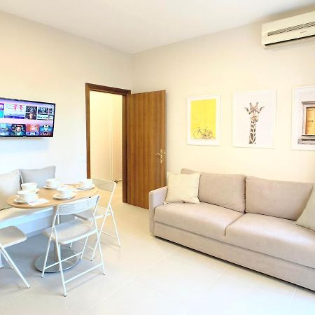 13 Eur For Monthly Stay - Home By The Sea - Hbs Golem  Eksteriør billede