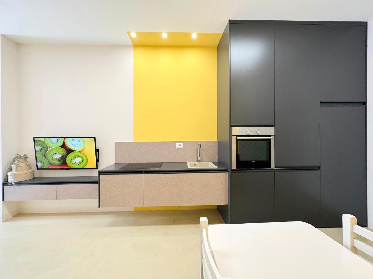 13 Eur For Monthly Stay - Home By The Sea - Hbs Golem  Eksteriør billede