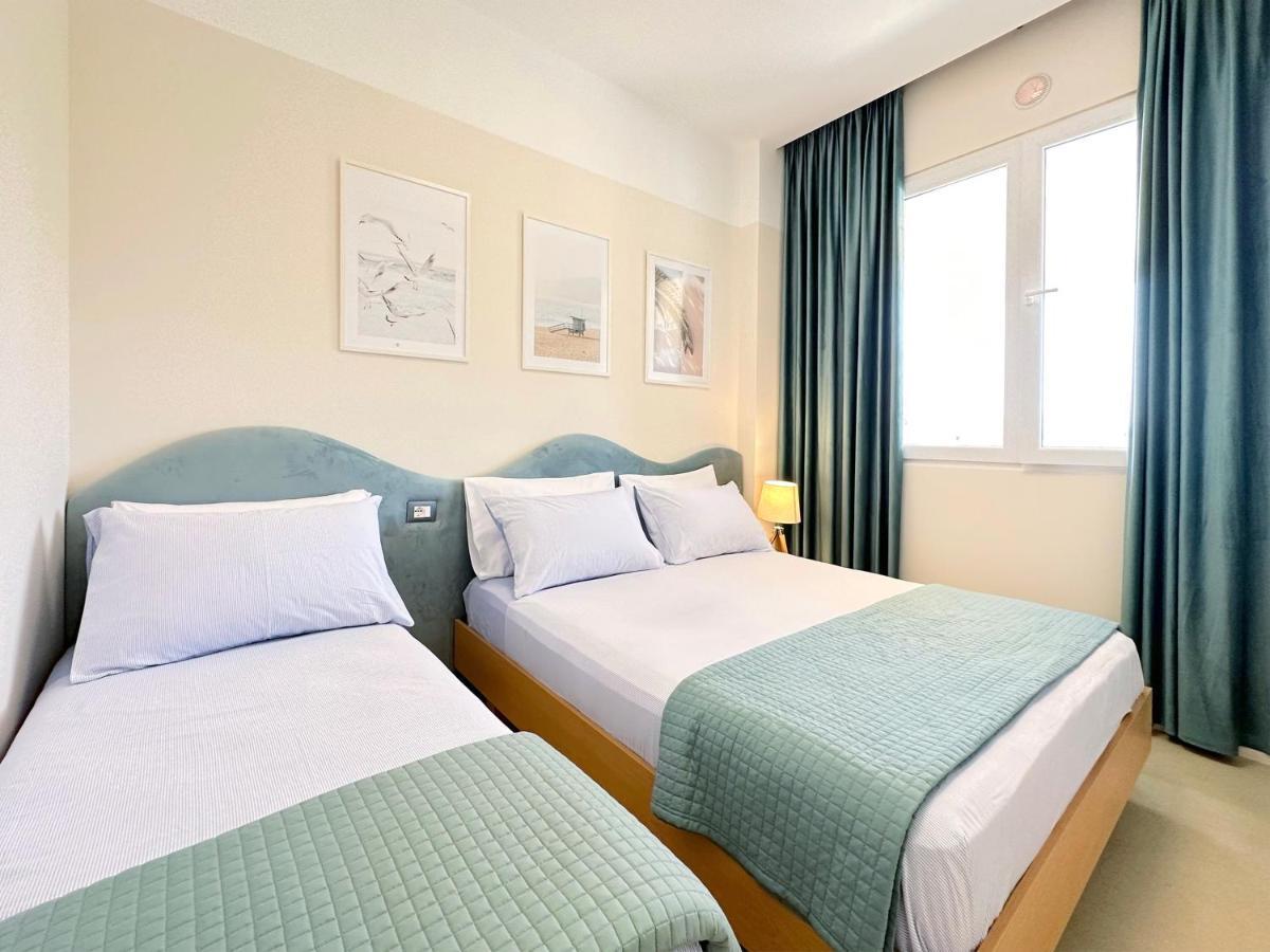 13 Eur For Monthly Stay - Home By The Sea - Hbs Golem  Eksteriør billede