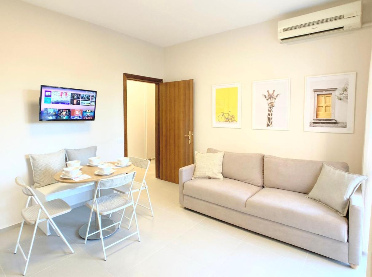 13 Eur For Monthly Stay - Home By The Sea - Hbs Golem  Eksteriør billede
