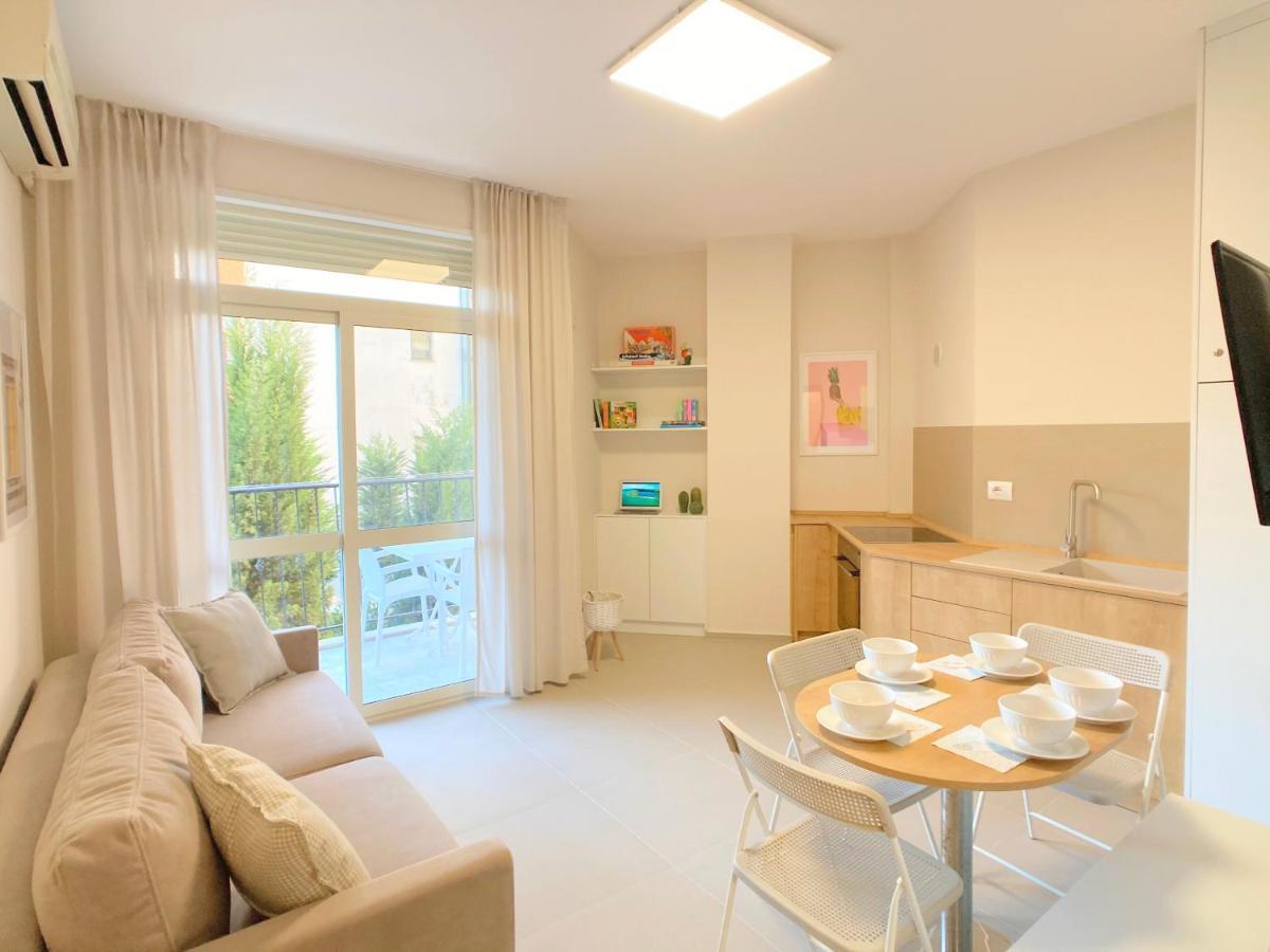 13 Eur For Monthly Stay - Home By The Sea - Hbs Golem  Eksteriør billede