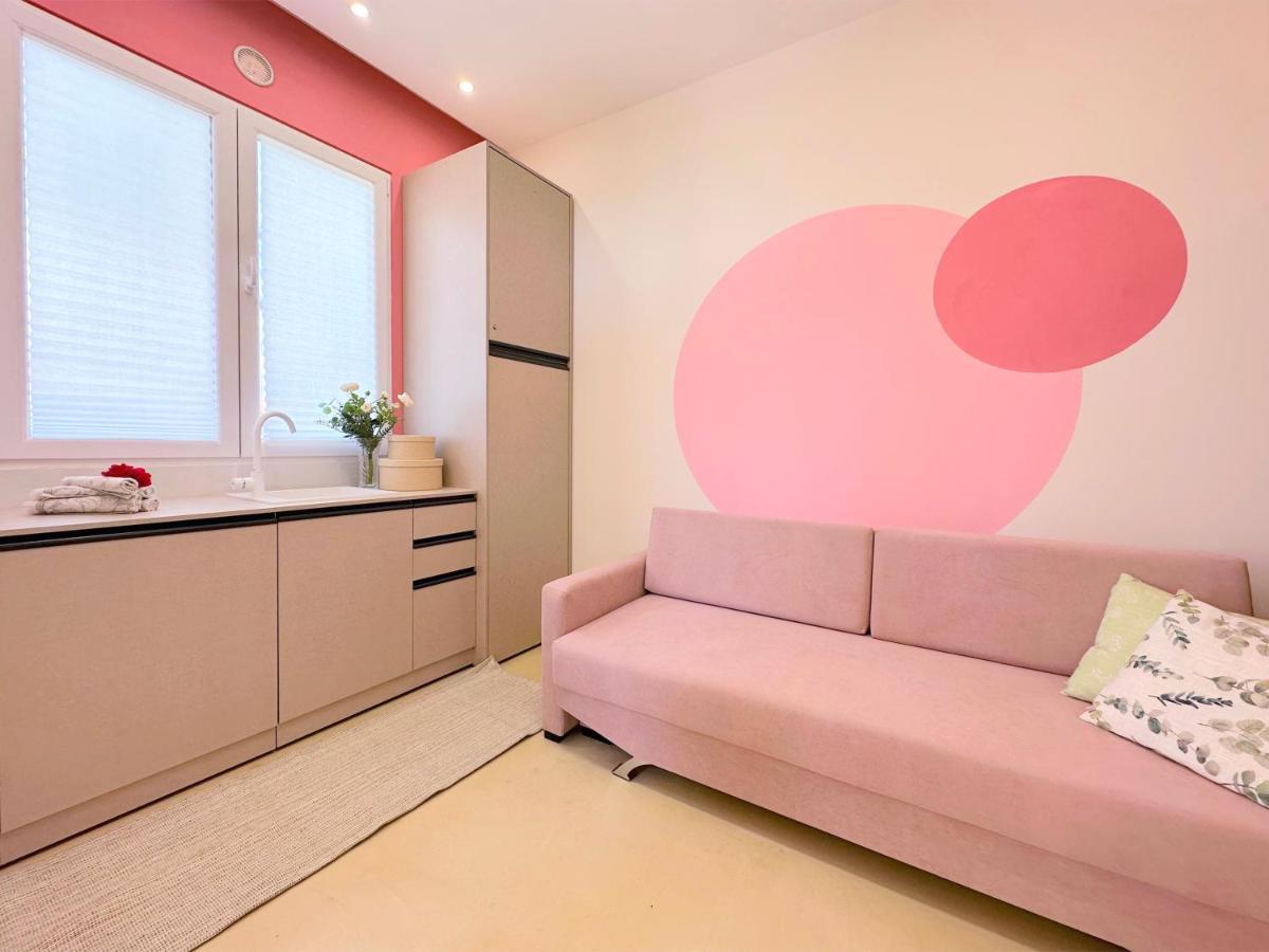 13 Eur For Monthly Stay - Home By The Sea - Hbs Golem  Eksteriør billede